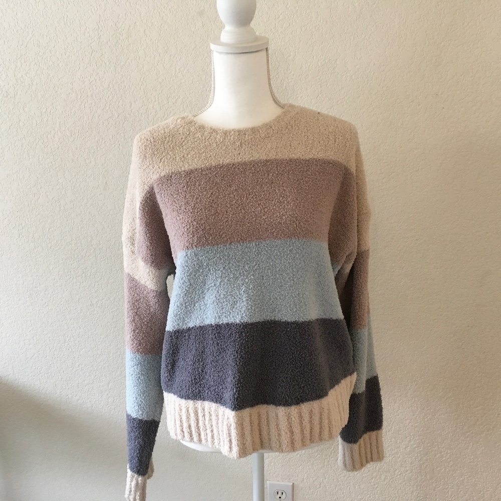 Altar’s state sweater